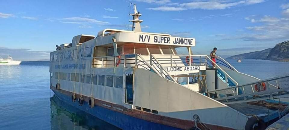 Manzil Anilao B&B Mabini  Eksteriør billede